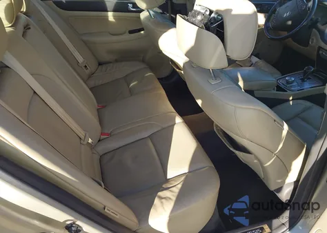 2009 Hyundai Genesis 4.6 z USA, uszkodzony, nr VIN KMHGC46F29U065166